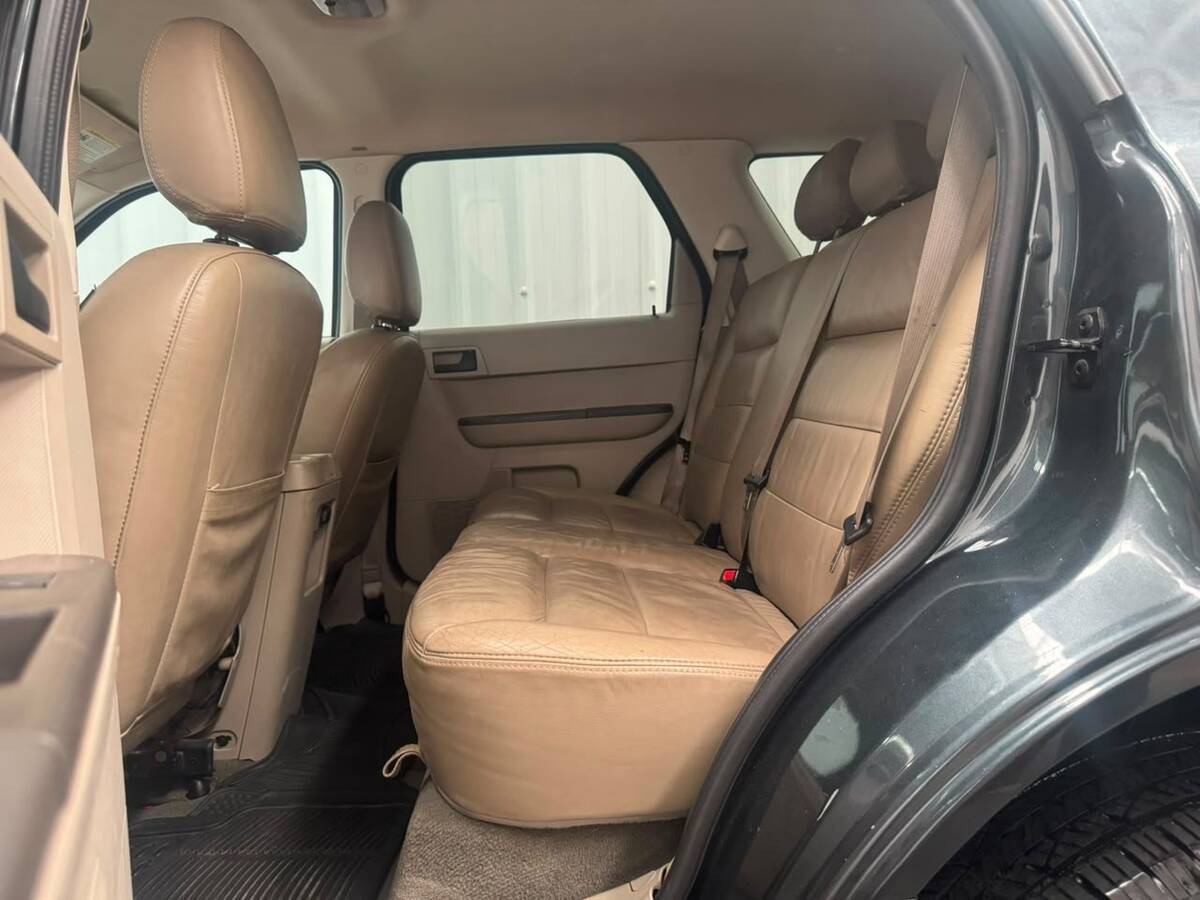 
								Ford Escape Xlt 3.0 At 4×4 full									