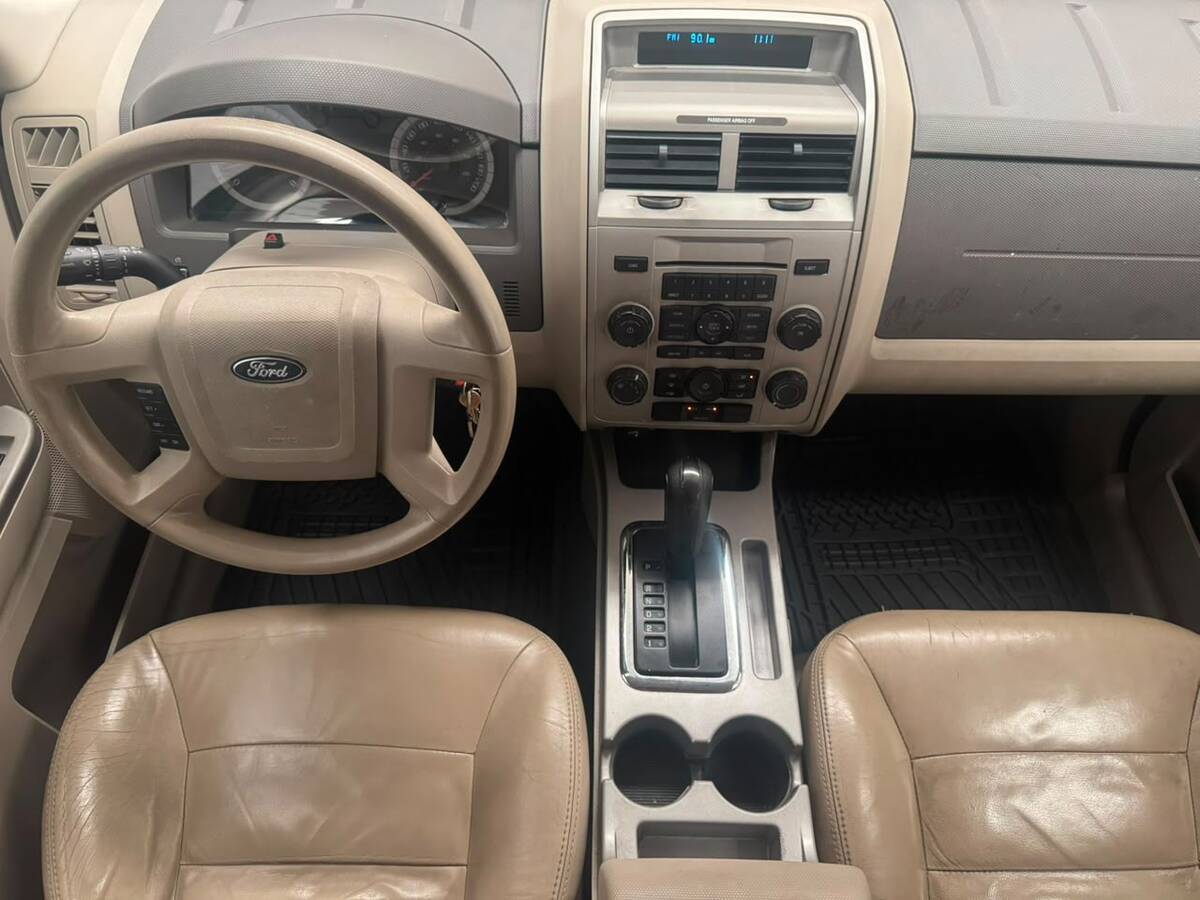 
								Ford Escape Xlt 3.0 At 4×4 full									