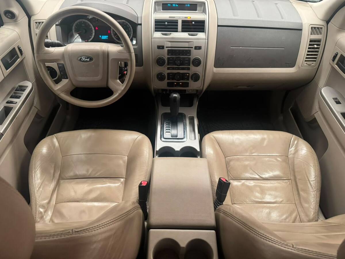 
								Ford Escape Xlt 3.0 At 4×4 full									
